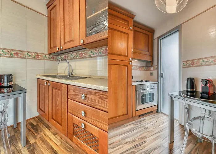 Apartment Atrhome Penthouse Frattina Rom